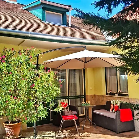 Апартаменты Gardenia Эстергом