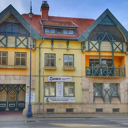 Gardenia Ostřihom